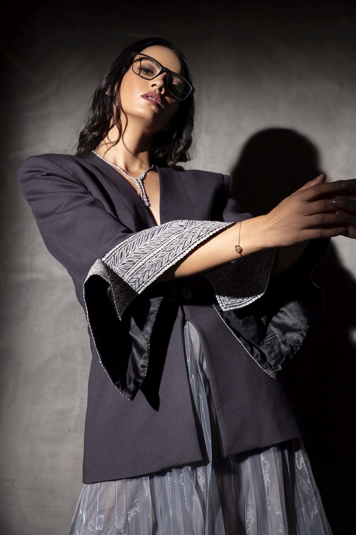 Space Grey Hanker Chief Sleeves Blazer
